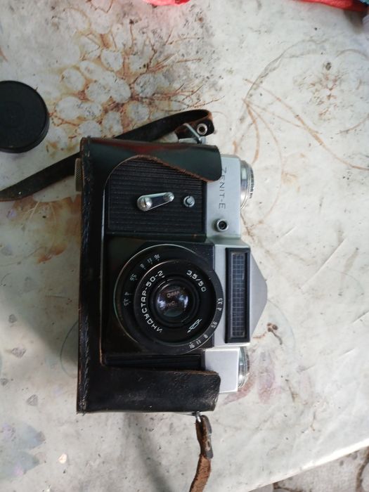 Продам фотоаппарат zenit