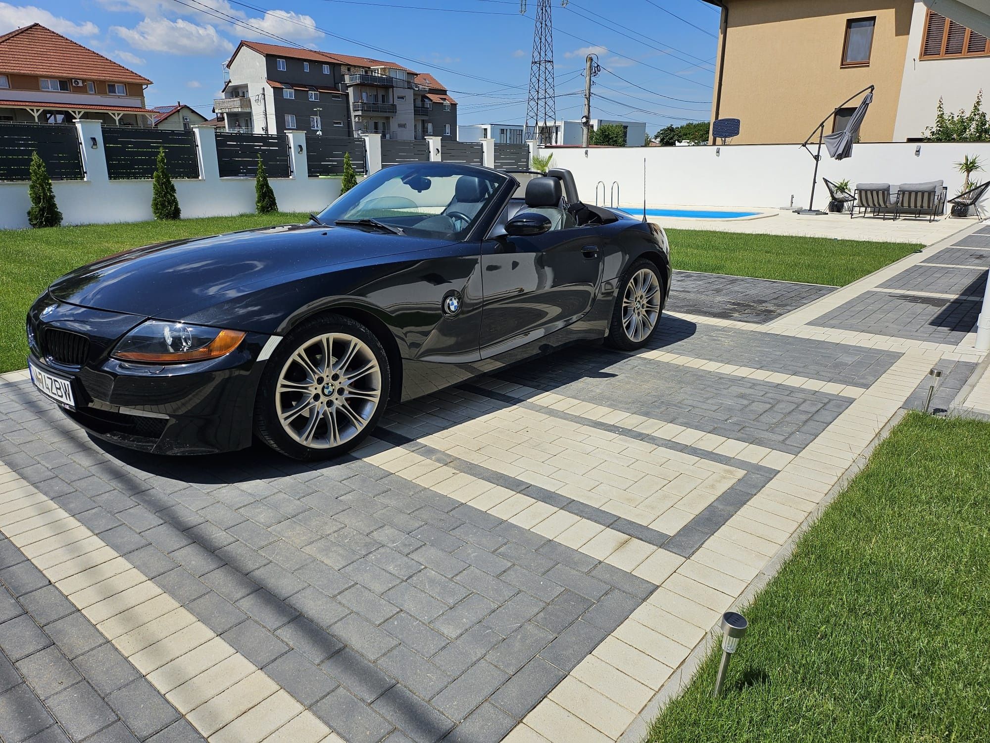 BMZ 4 Decapotabila