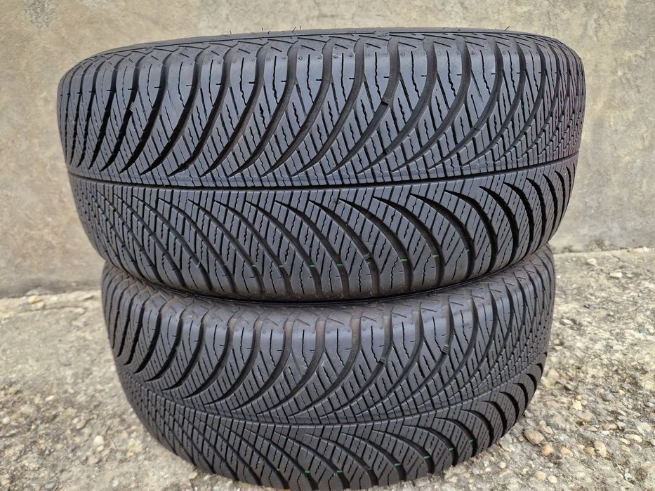 2anvelope 215 55 17 good year iarna 4seasons