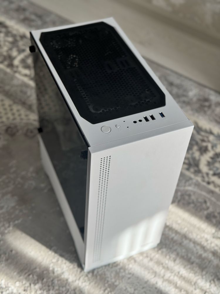 Компьютер I7-12700 в идеальном состоянии