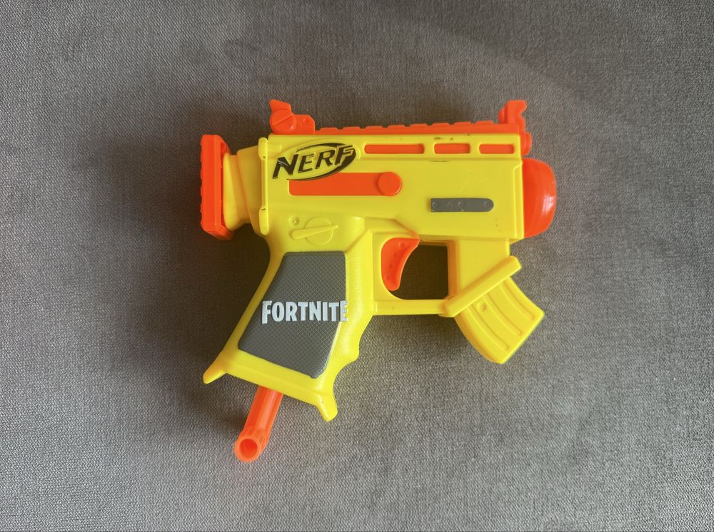 Комплект пистолети Nerf