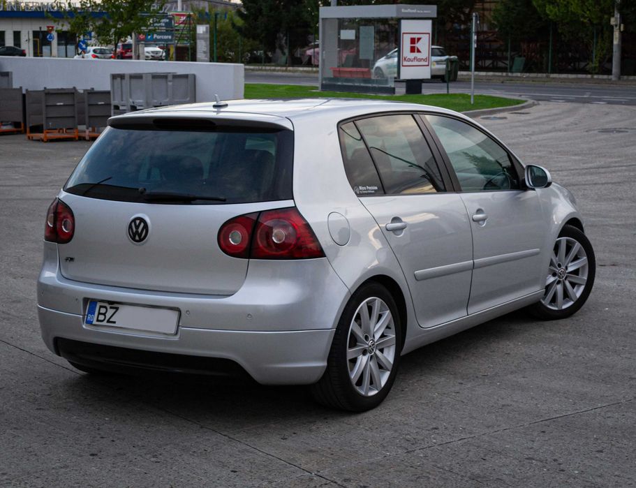 Vand Volkswagen Golf 5 - R Line - 2008