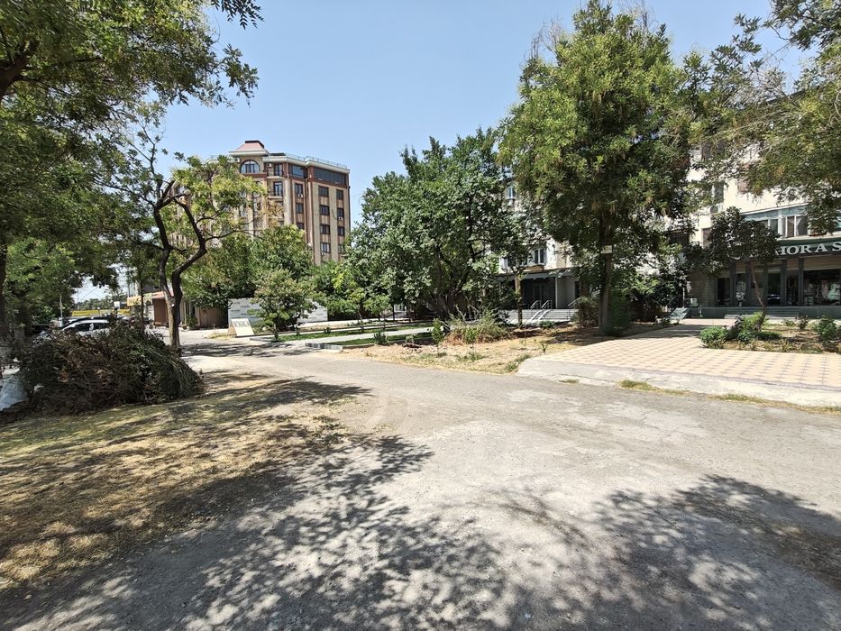 Ижарага нотурар бино/офис/дўкон (под офис)