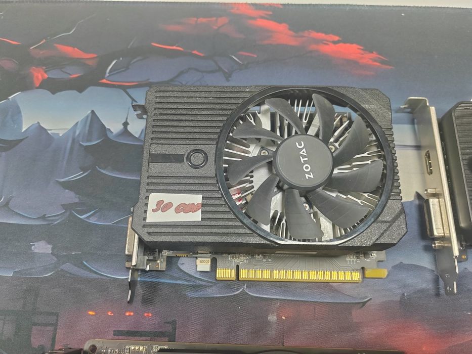 Видеокарты GTX разные
