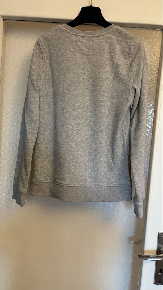 Ватирана блуза H&M нова