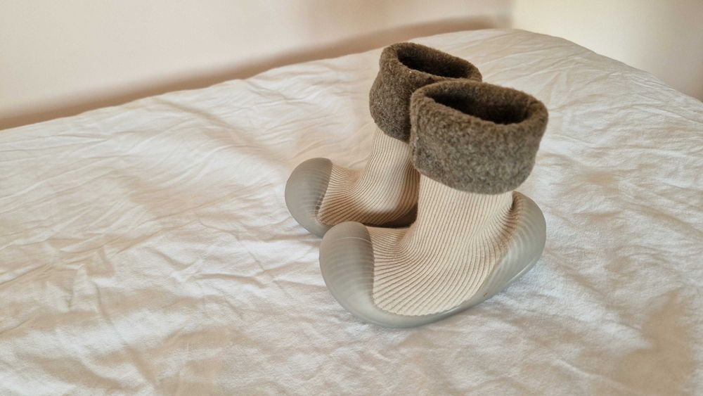 Бебешки обувки против хлъзгане.