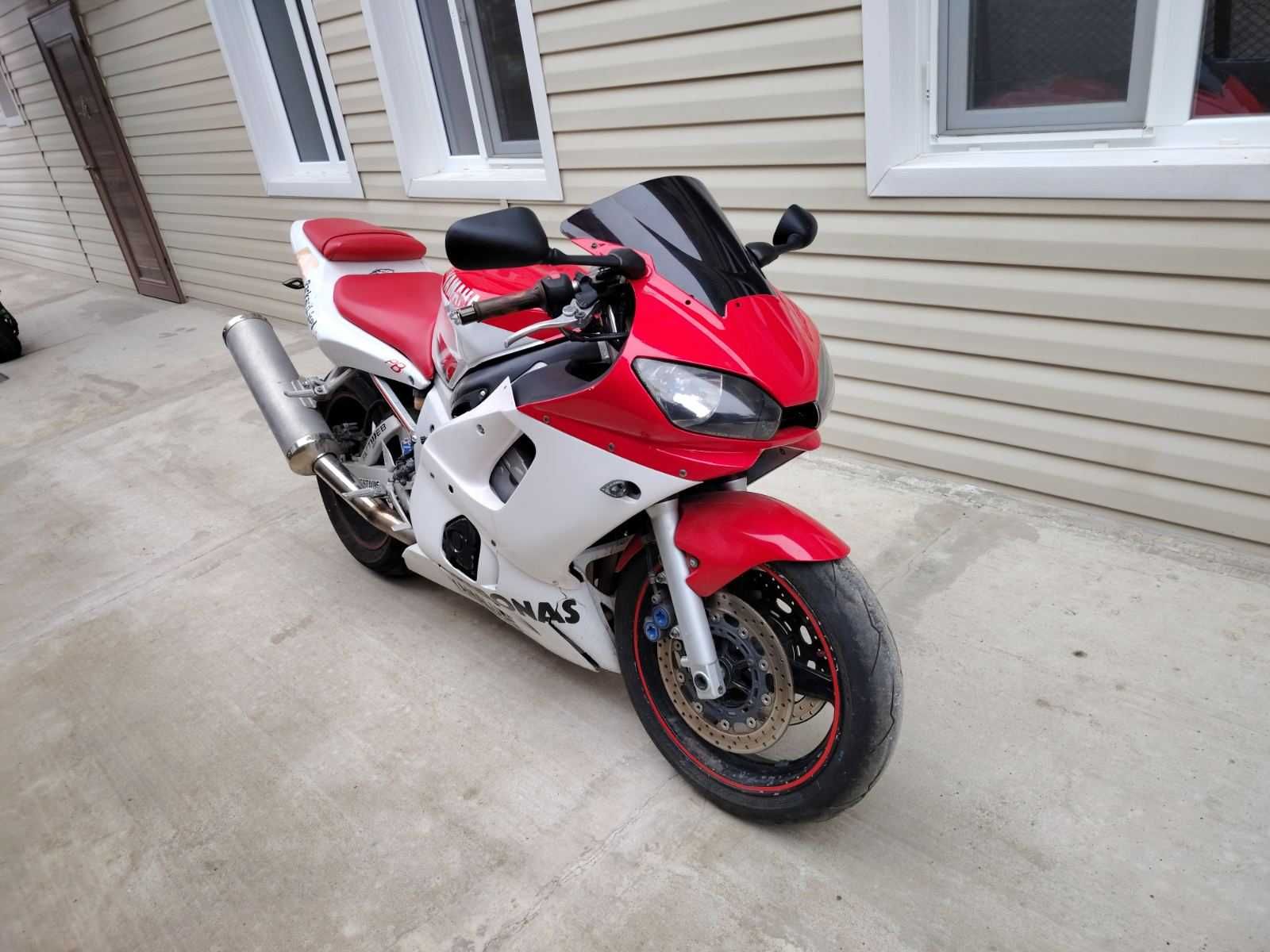 Yamaha R6 на части