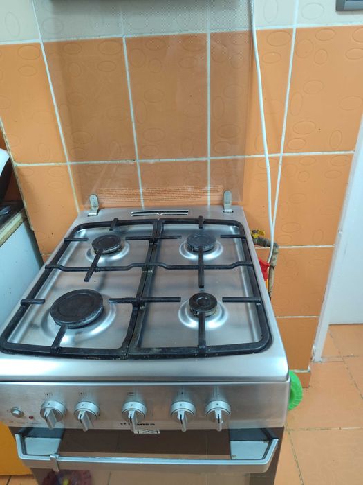 Vand aragaz, cuptor pe gaz