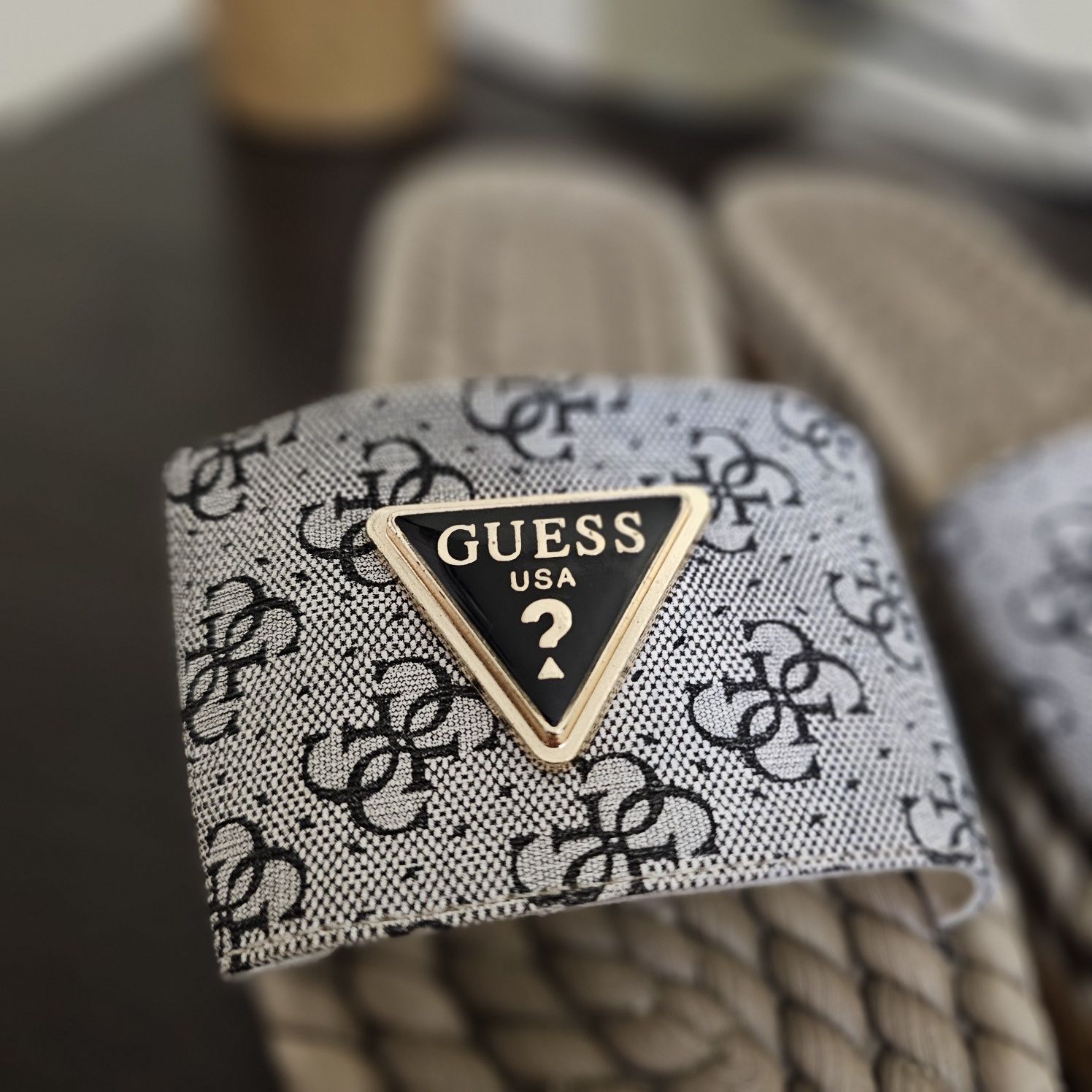Дамски чехли - Guess