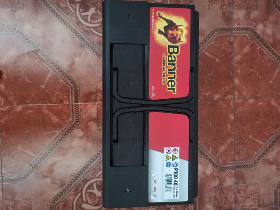 Vînd acumulator mașini Bannere 84Ah noua preț 350lei