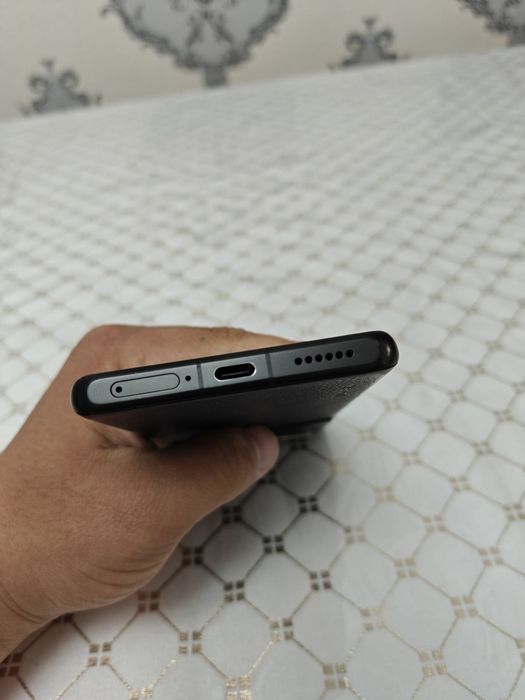Xiaomi 12s ultra BLACK sotuvda