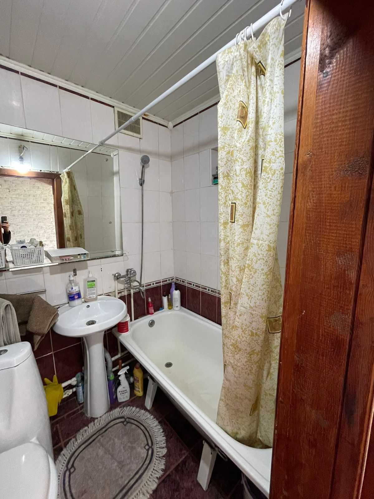 Продам 1 комнатную квартиру в центре