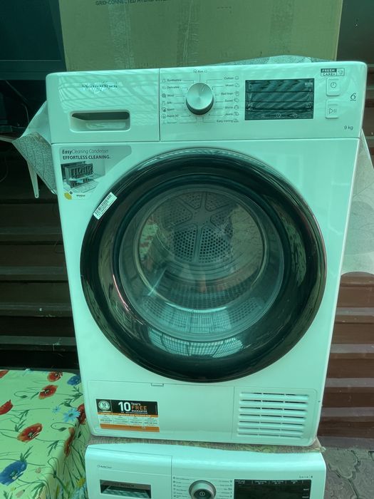 Uscator de rufe  whirpool cu pompa de caldura clasa energetica A +++