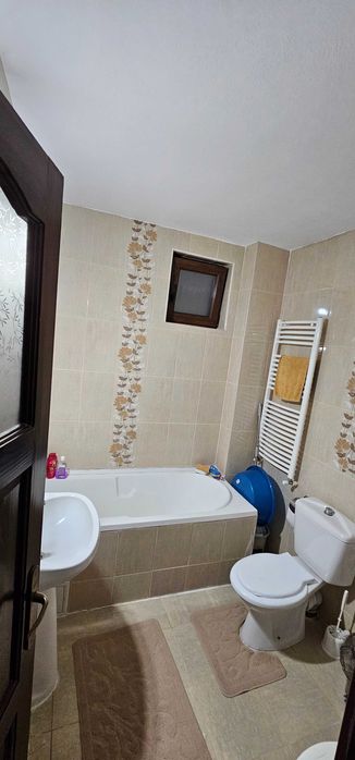 Cameră de închiriat