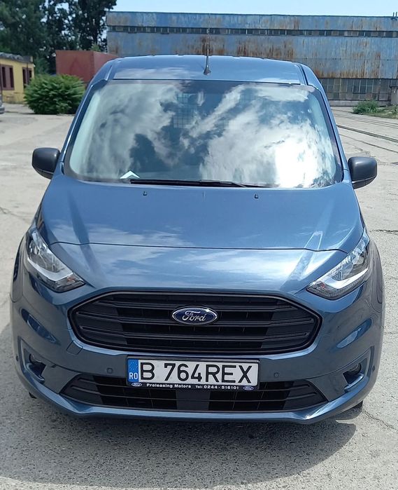 Ford Transit Connect Masina este pe firma