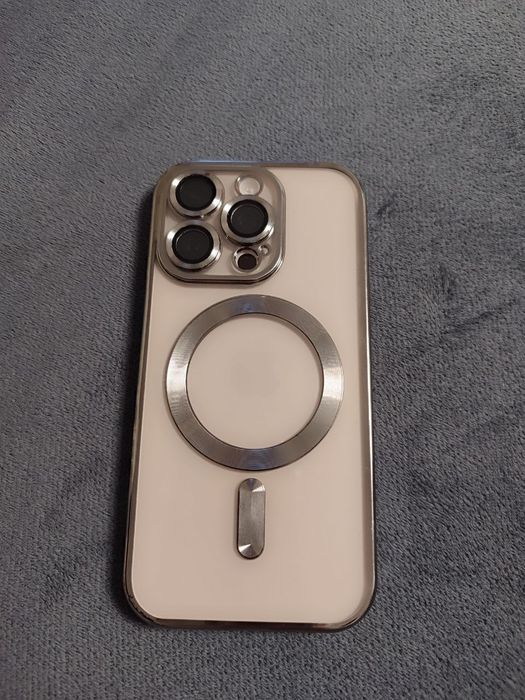 Айфон 16про б/у почти новый