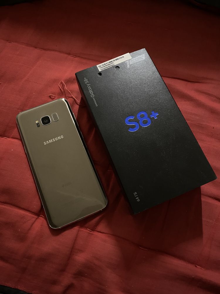 Samsung S8+ srochno sotiladi