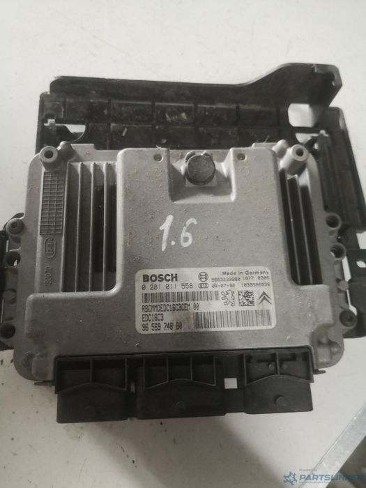 Calculator ECU PEUGEOT 407 (6D_) [ 2004 - > ] HDi 110 (9HZ (DV6TED4)) 80KW|109HP BOSCH 9656974680 OEM 0281011558