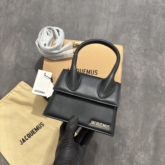 Black Jackquemus LE Chiquito Black Mini