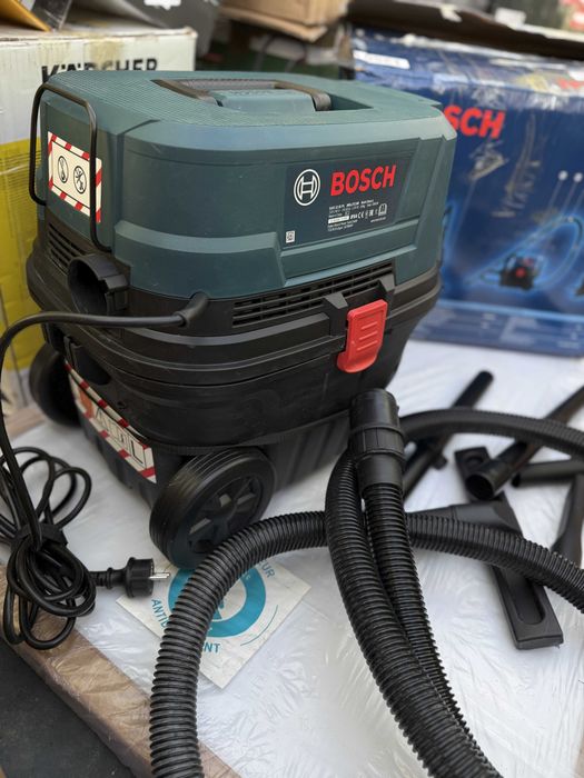Bosch GAS 12-25 PL - Aspirator umed-uscat, priza scule electrice