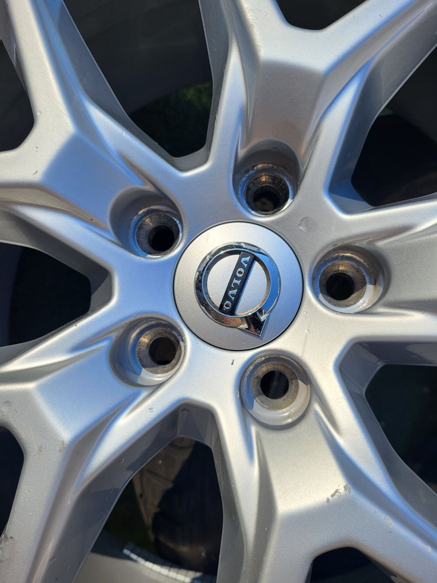 1 бр 18 5x108 Volvo лети джанти 5х108 Волво