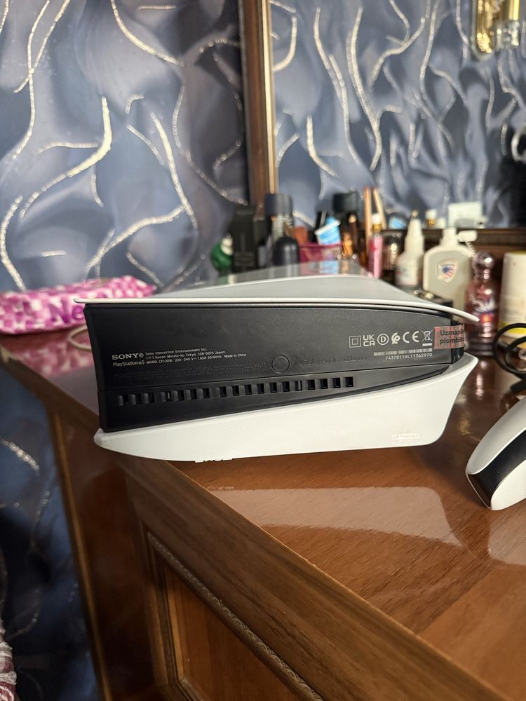 PS 5 slim сотилади холати идеал