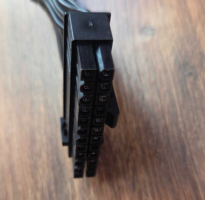 Захранване: ASUS TUF Gaming 750W - 80 Plus Bronze