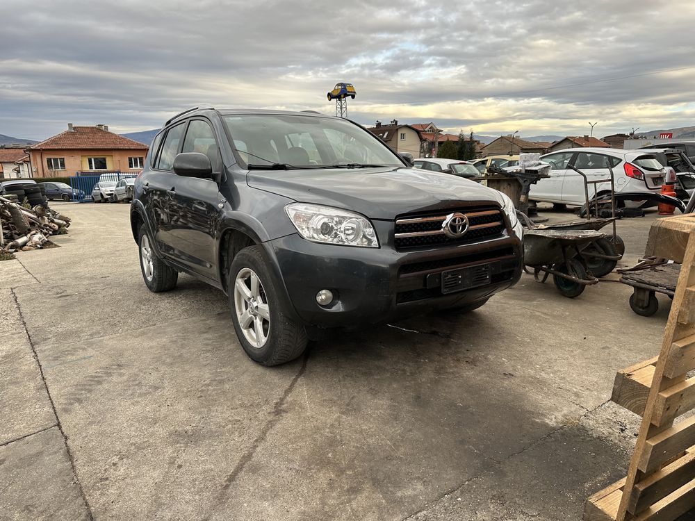 Toyota Rav4 2.2 d-cat НА ЧАСТИ