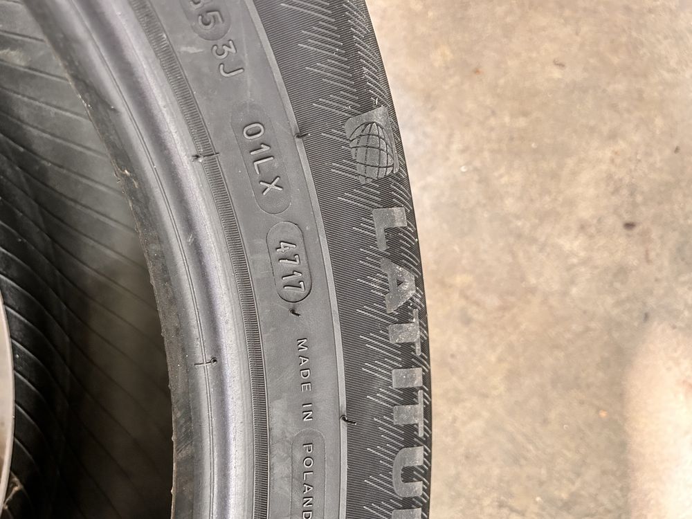 235/55/18Michelin