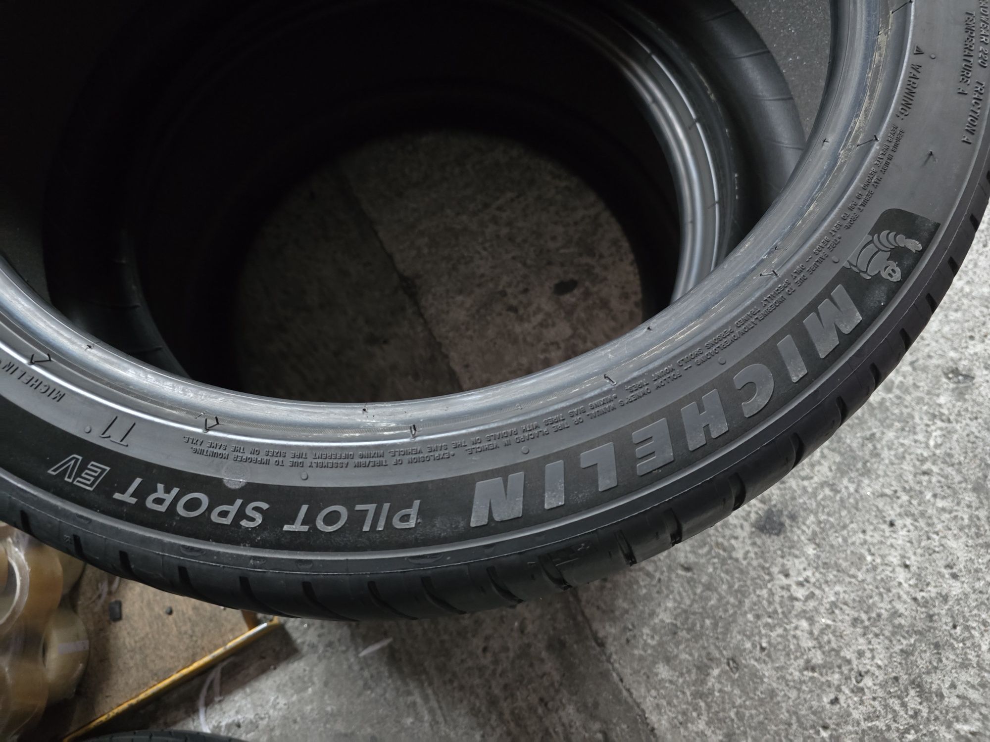 Michelin 255/40 R20 101W vară
