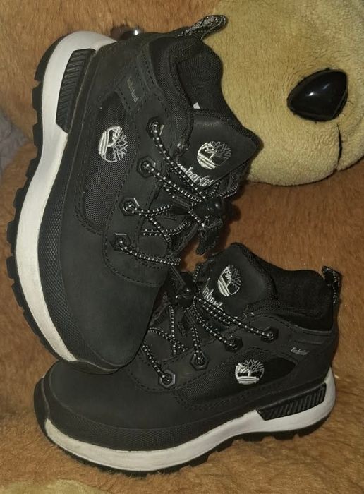 Timperland  marimea 24