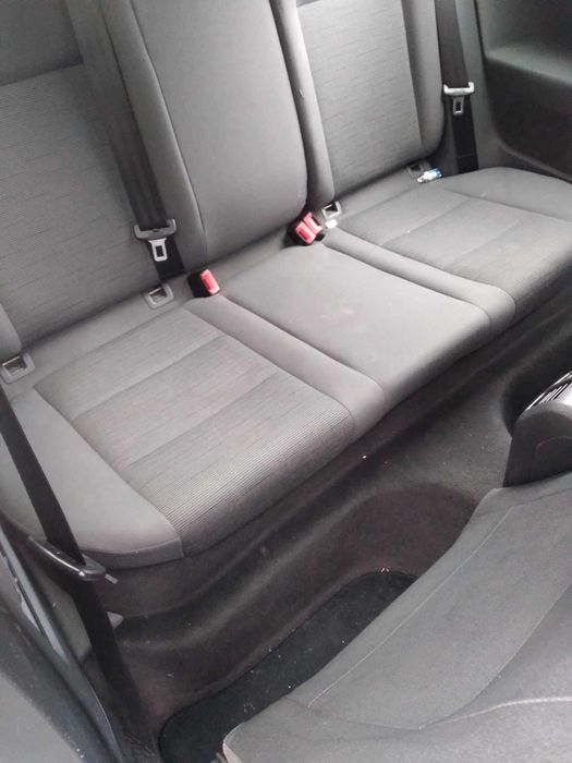 Vând golf 5 1.9 tdi