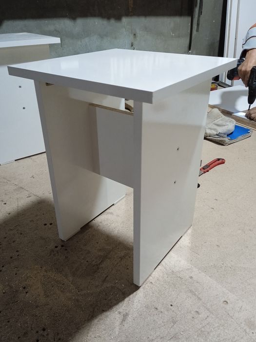 Табуретки новые из ЛДСП