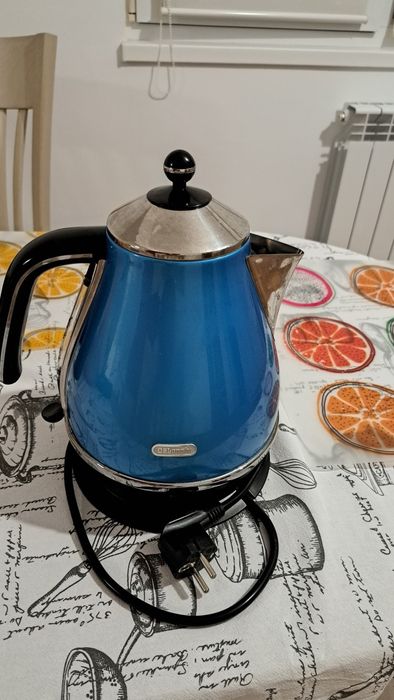 Електрическа кана Делонги