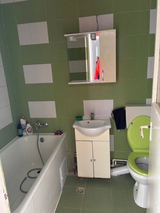 Inchiriez garsoniera