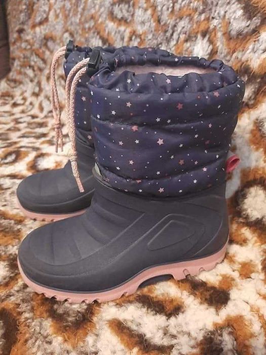 Зимни топли ботушки за момиче  28 номер.Стелка -18см.