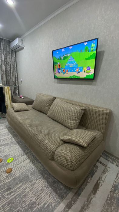 Продам диван  торг