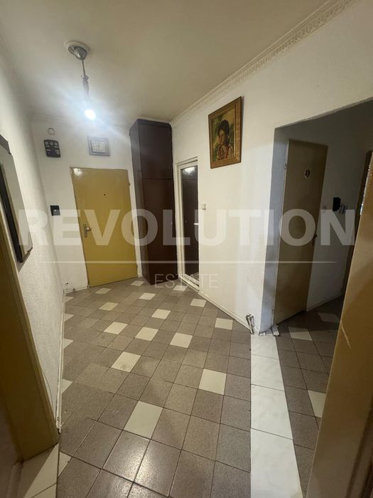 Продава се Четиристаен апартамент в Пловдив, Южен - 90 кв.м за 1489 €/кв.м - Снимка #19