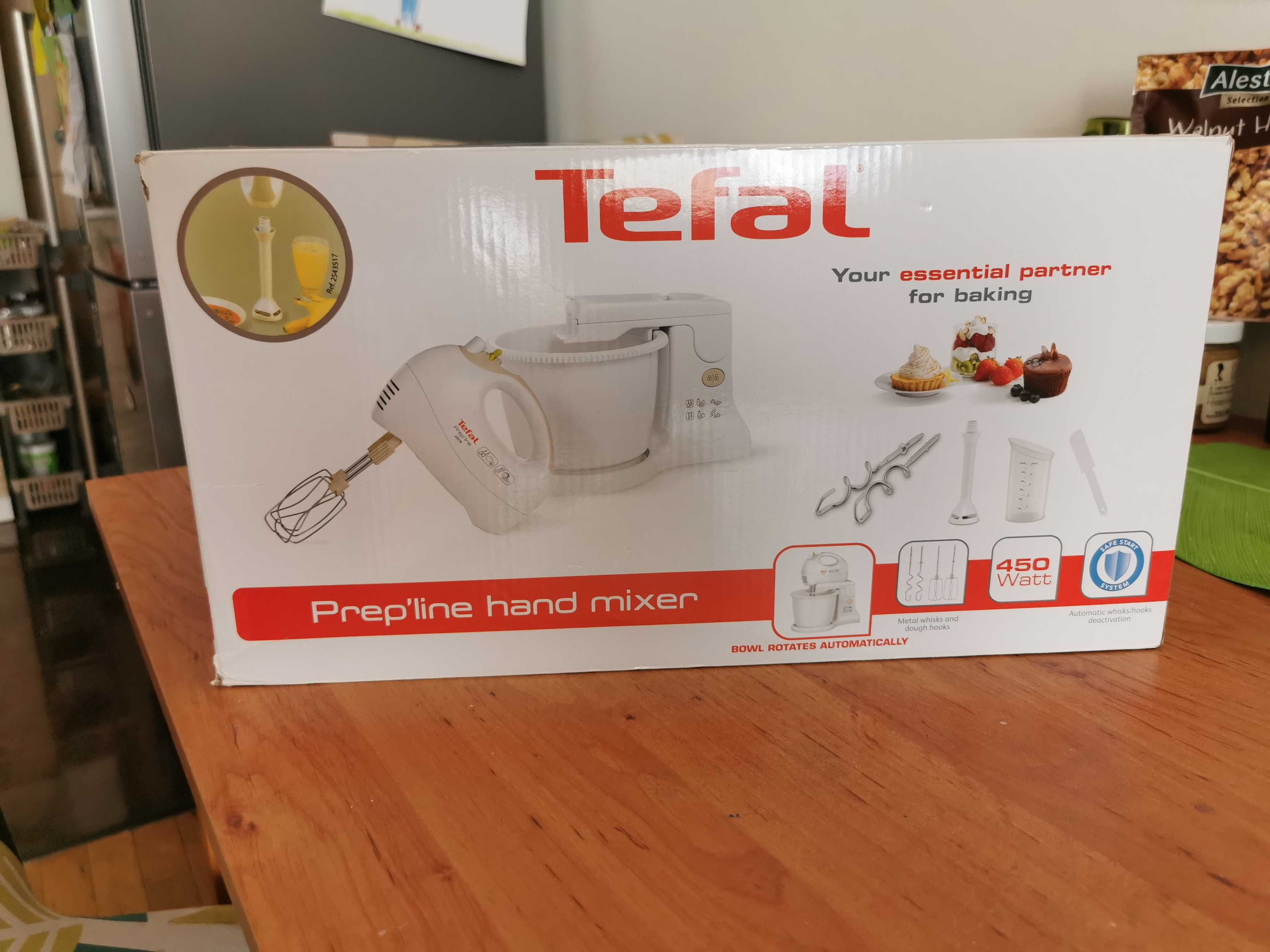 Миксер Tefal Prepline с въртяща се купа