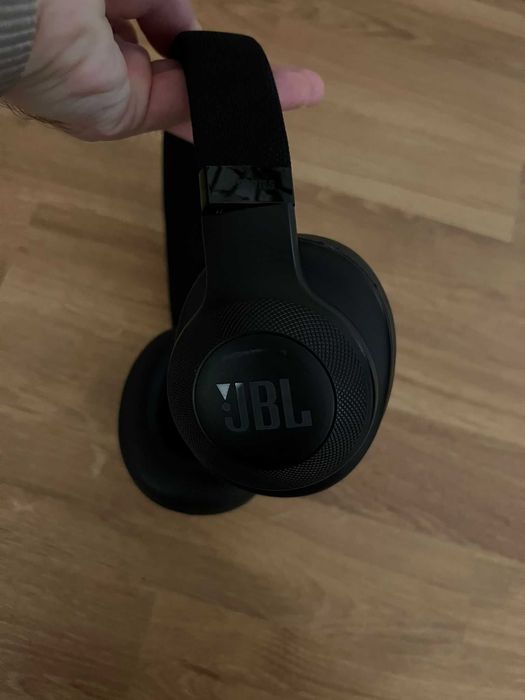 Casti Audio Over the Ear JBL E55BT, Wireless, Bluetooth, Negru