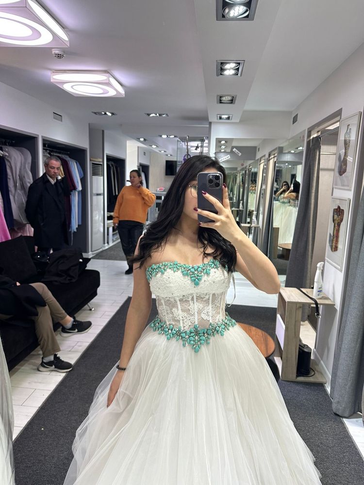 Свадебное платье SHERRI HILL