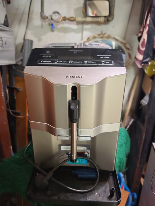 Автоматична кафемашина Siemens eq300