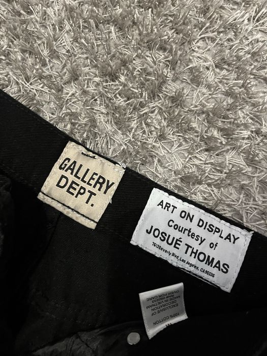 Blugi Flared Gallery Dept