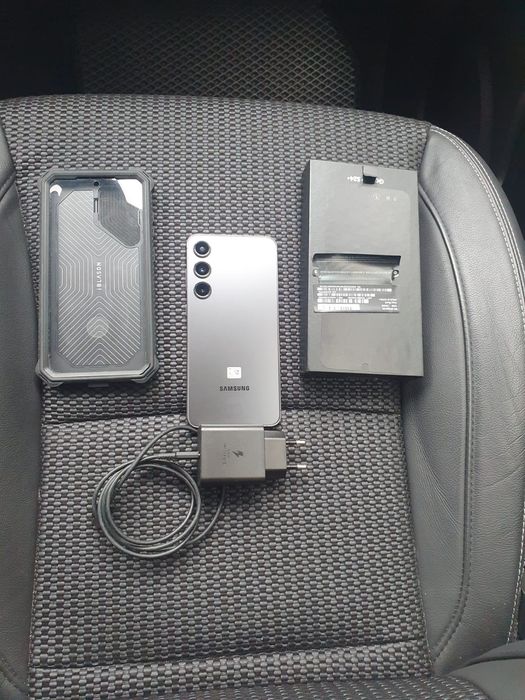 Samsung S24+ la cutie