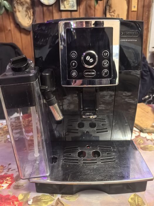 Кафемашина автомат Delongi