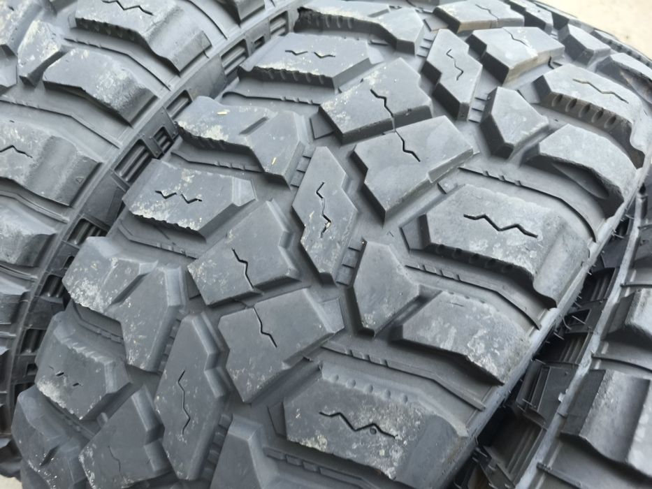 285/70/17" 4бр Cooper discoverer stt pro,dot0423