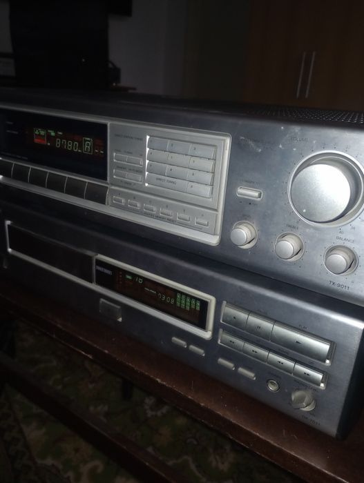 Amplituner TX-9011 + CD Player DX-7011 Onkyo , Quartz Synthesized, R1