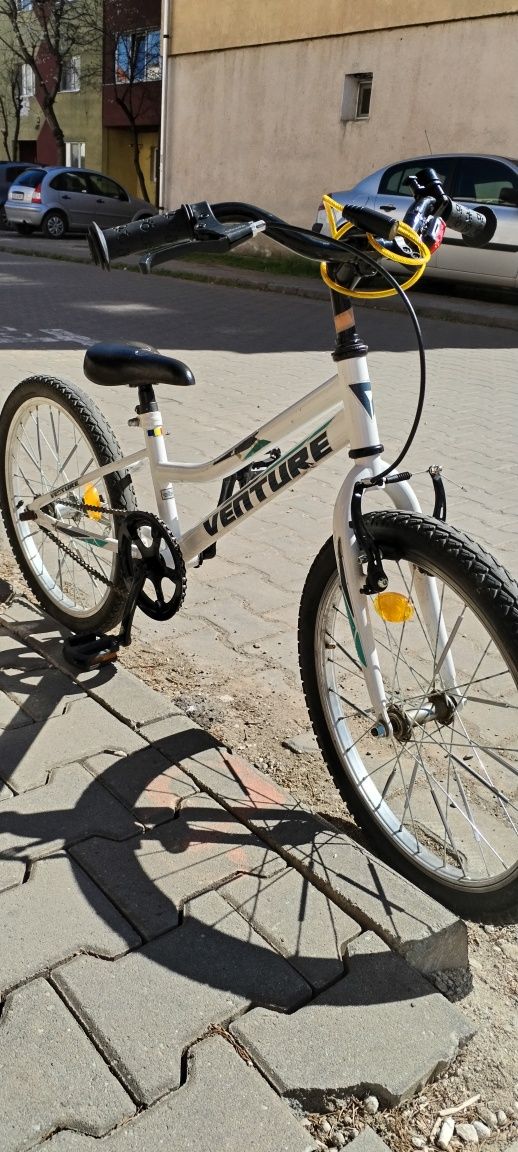 Vând bicicleta copii