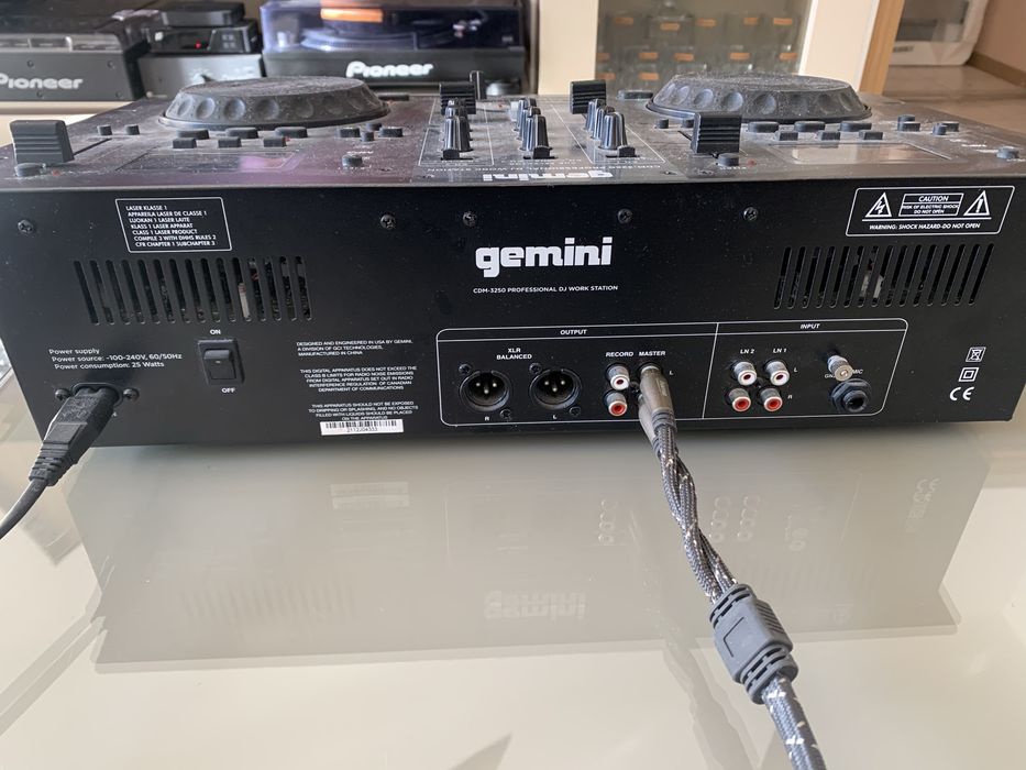 DJ Двоен СД плеър