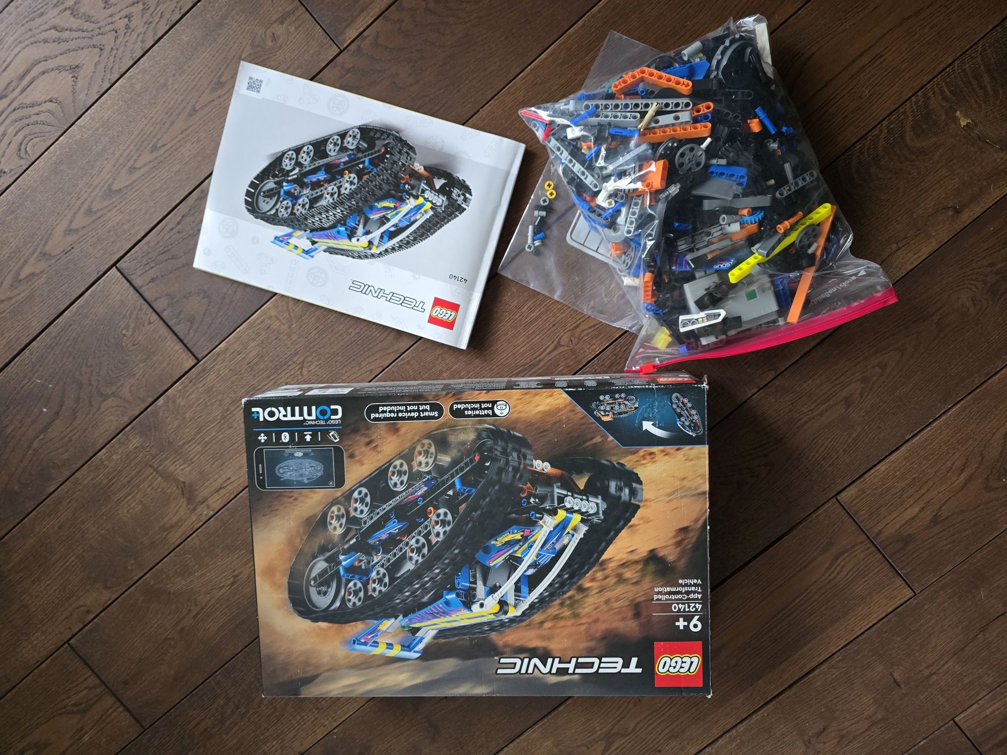 Lego technic 42140 App-controlled transformation vehicle